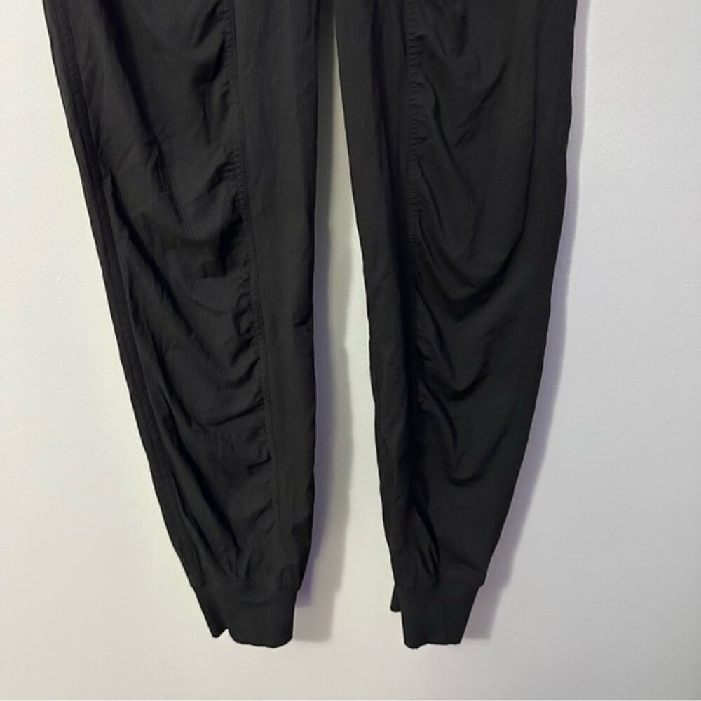 Lululemon Dance Studio Jogger Black Size 4 Athleisure Utilitycore - Picture 6 of 15
